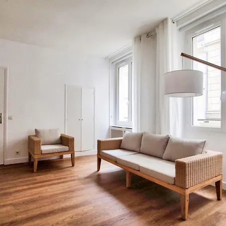 1 Bedroom Quartier Latin Royer Collard Paris
